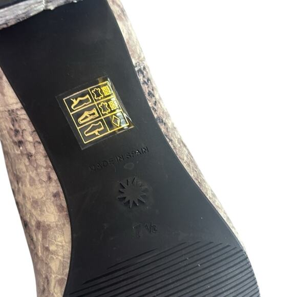 Stuart Weitzman Ernestine Python Print Leather Boots Gray Cream Size 7.5 - Picture 12 of 12